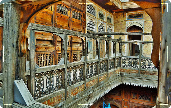 Travel Guide Of Peshawar Tours: Masterpiece of Art Sethi Houses