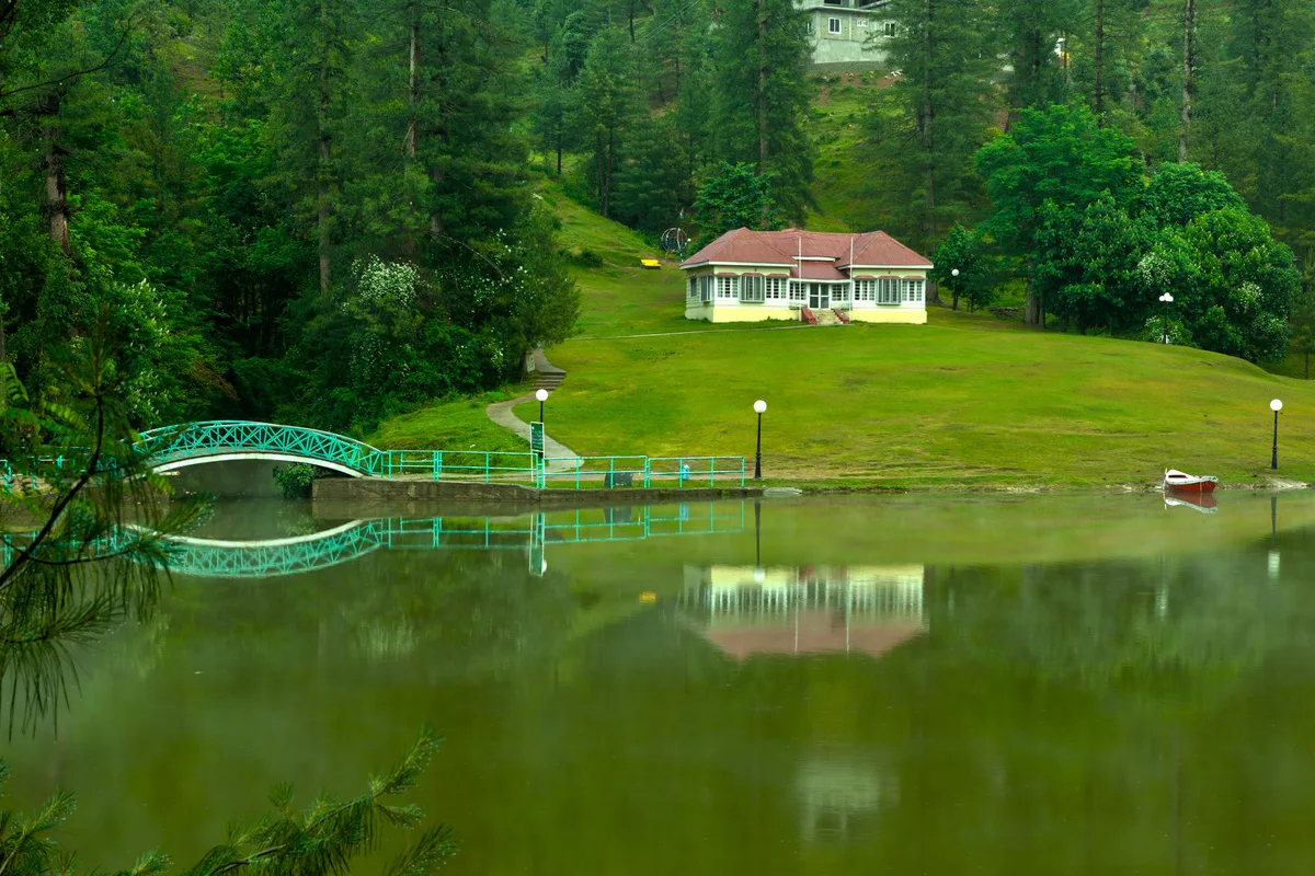 Top 10 Places in Neelum Valley You Must Visit : Banjosa Lake - Pakistan Tour and Travel