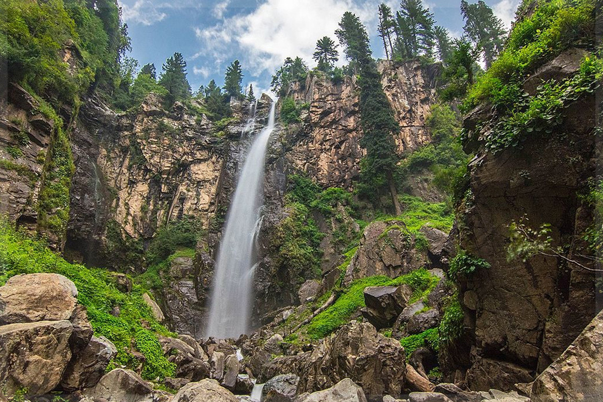 Top 10 Places in Neelum Valley You Must Visit : Dhani Waterfall - Pakistan Tour and Travel