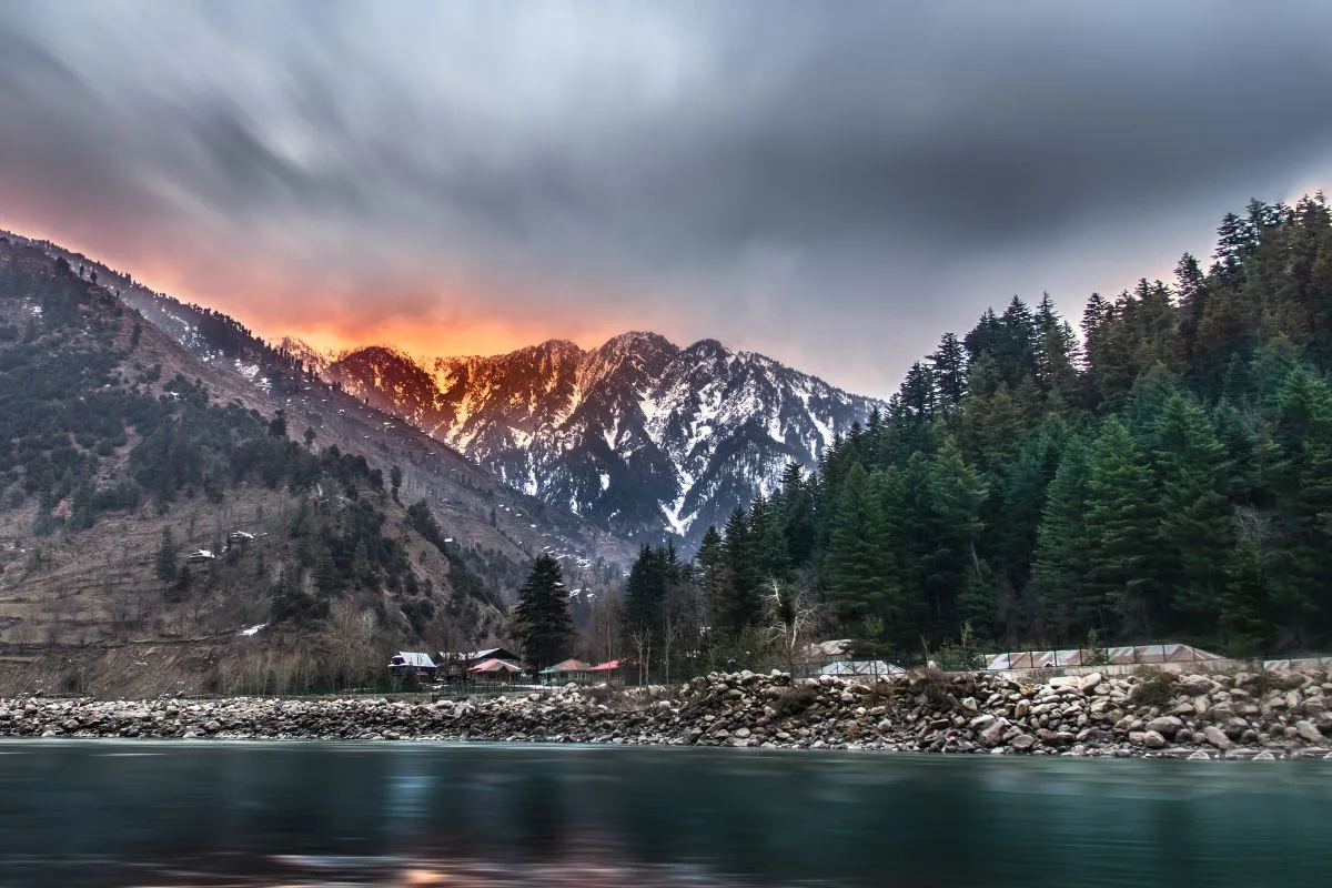 Top 10 Places in Neelum Valley You Must Visit : Toli Peer - Pakistan Tour and Travel