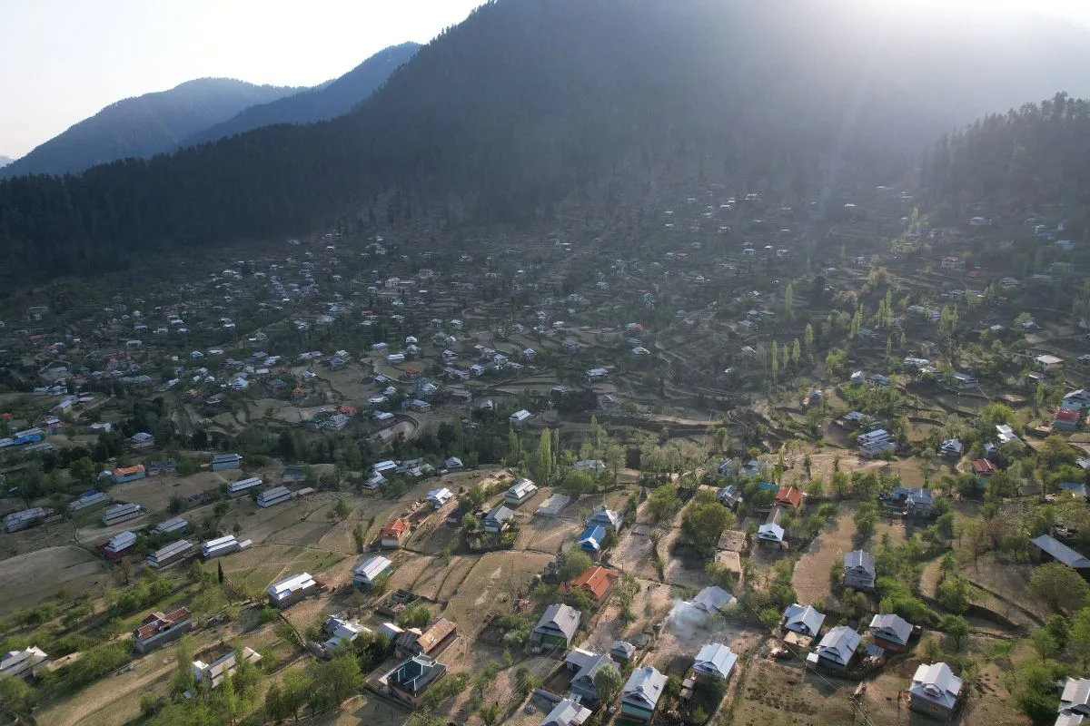 Top places of Azad Kashmir: Kel & Arrang Kel Tours