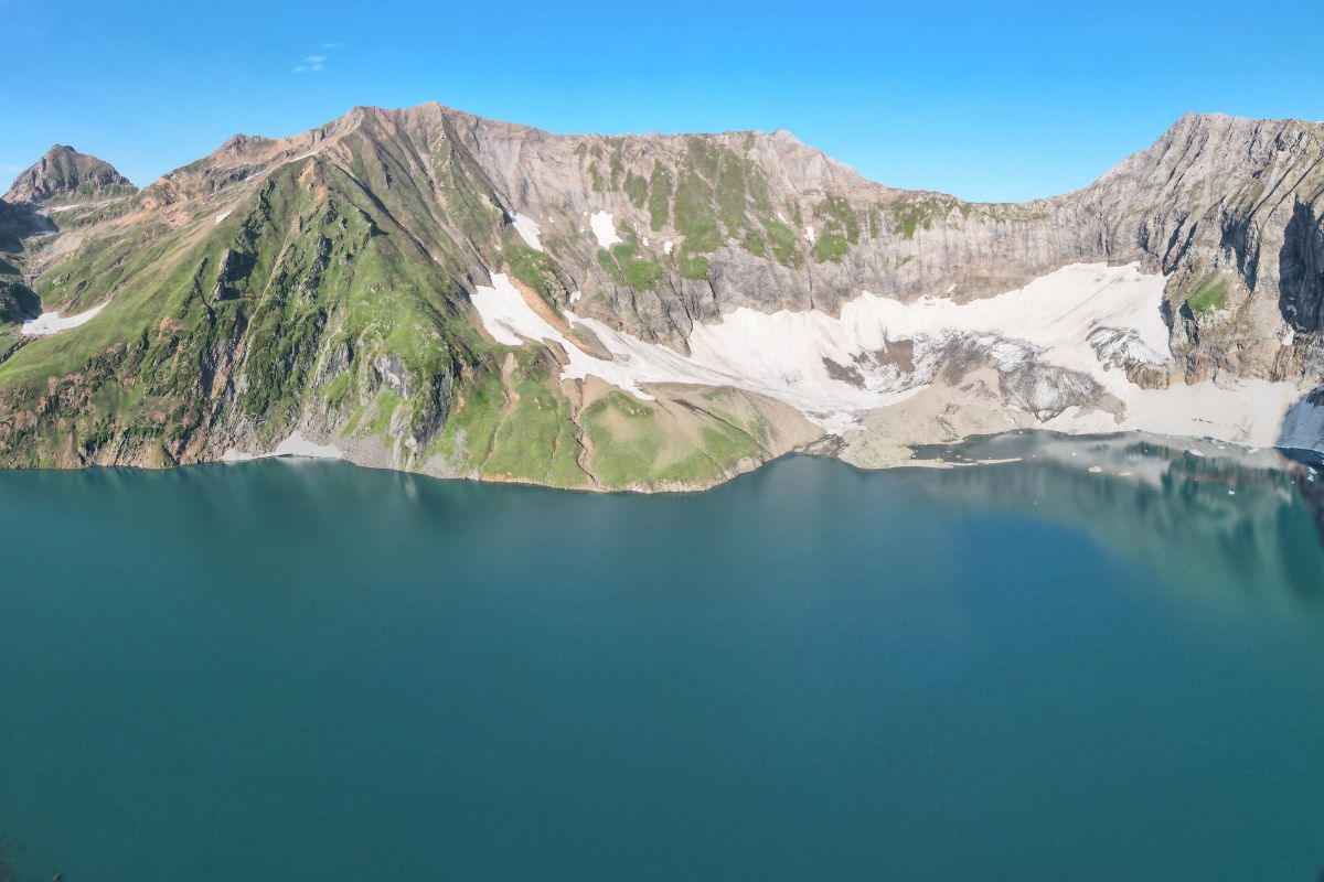 Top places of Azad Kashmir: Ratti Gali Lake