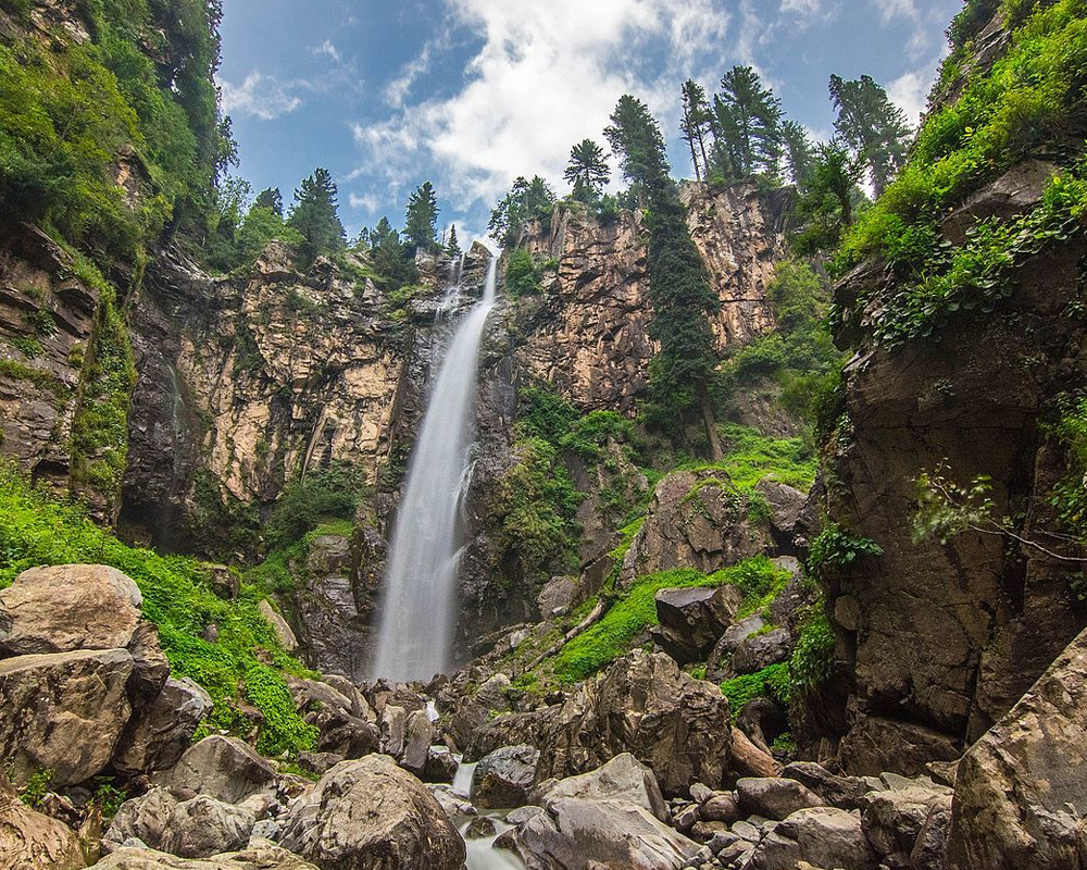 Places in Swat Valley: Jarogo Waterfall