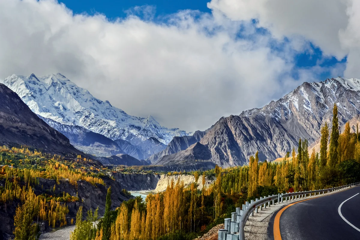Top Places To Visit in Hunza Valley - Rakaposhi Peak - Pakistan Tour n Travel 