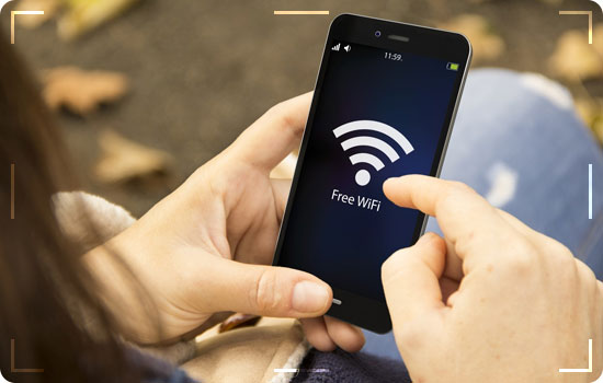 Travel Tips And Tricks: Beaware from public Wifi 