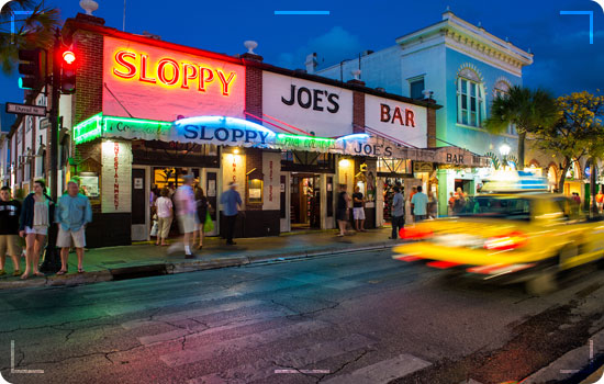 Bar-Hopping-on-Duval-Street