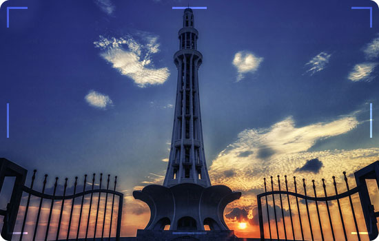 Places Of Lahore: Minar e Pakistan