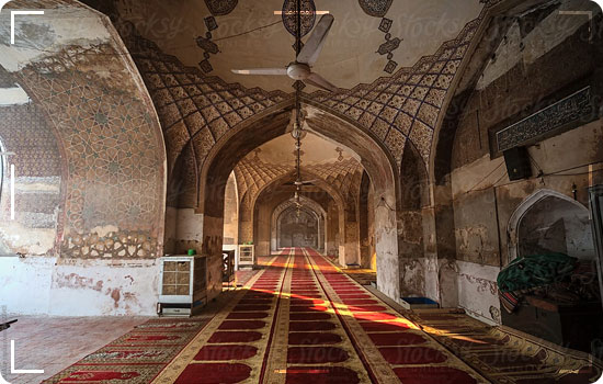 Places Of Lahore: Begum Shahi Masjid