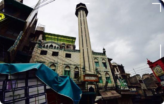 Places Of Lahore: Malik Ayaz Maqbara