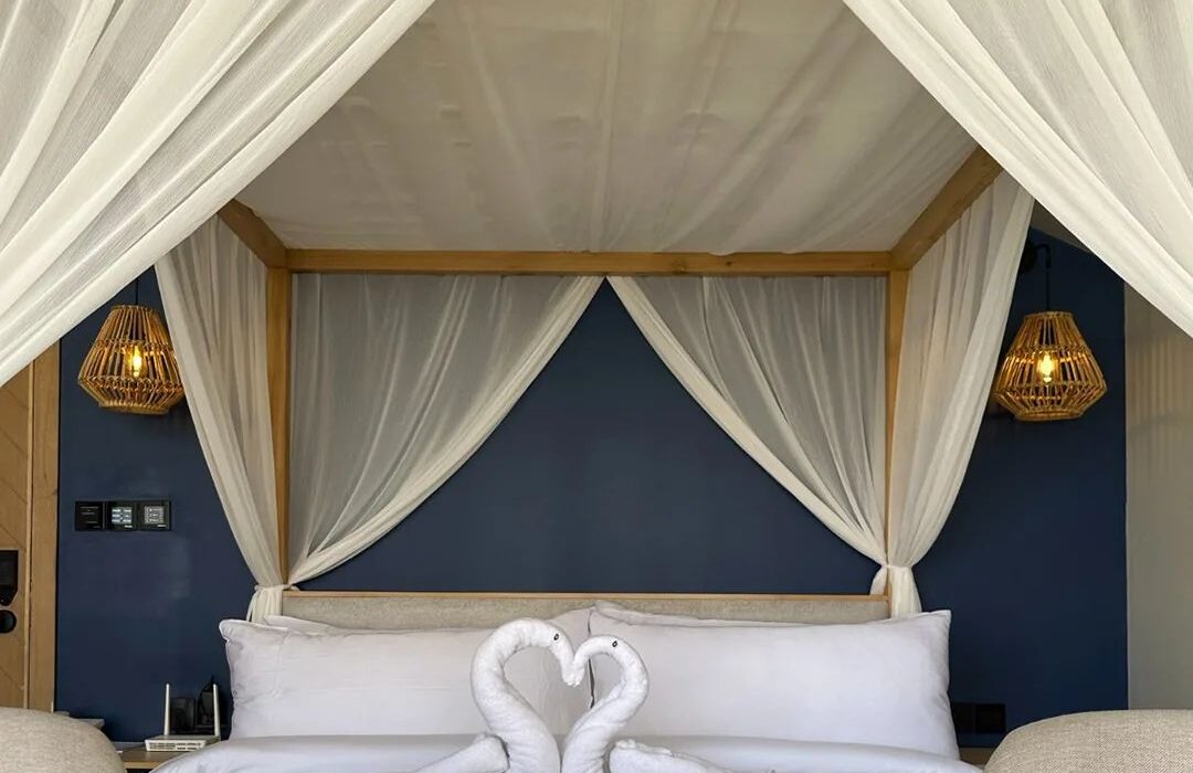 Perfect rooms for honeymoon couple in Khoj Resorts