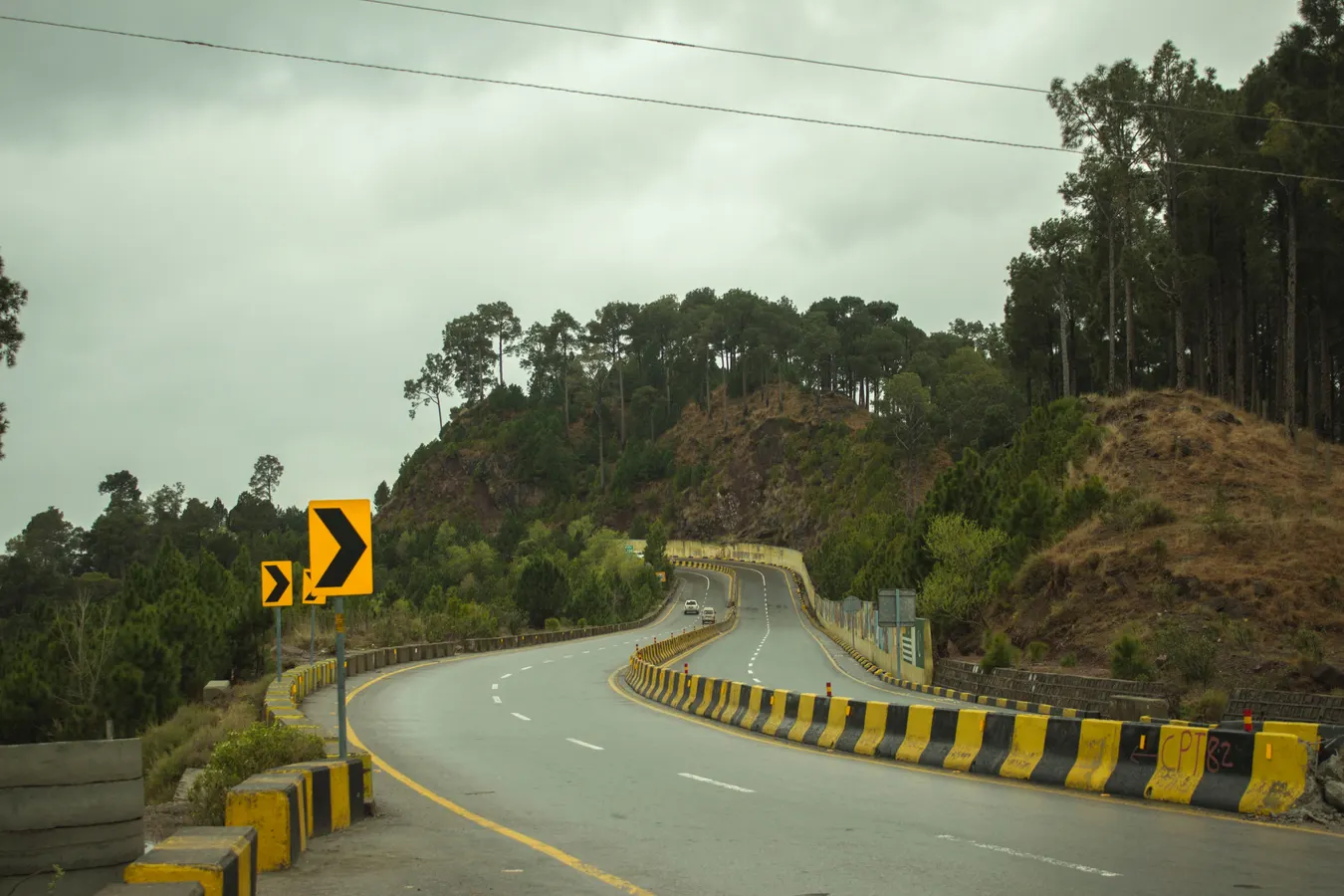 Scenic views in all murree tour
