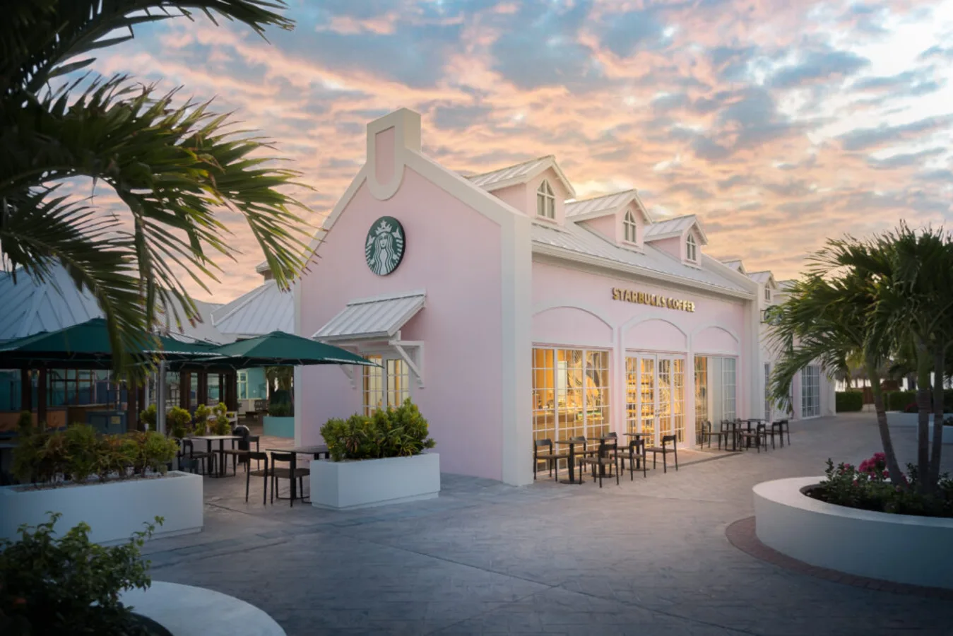 Unique Starbucks Stores Around the World: Turks and Caicos