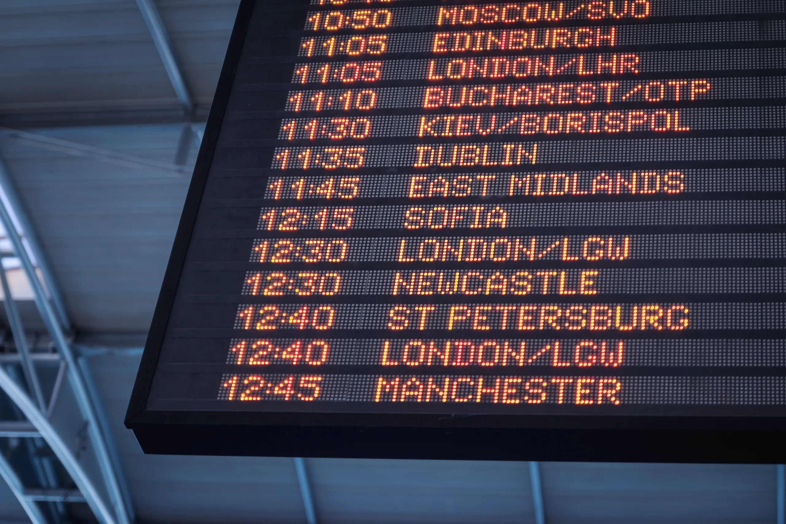 Looking For Budgetd Tour To Europe: Follow These Travel Tips 2 Book all connecting flights, it is more affordable than you think