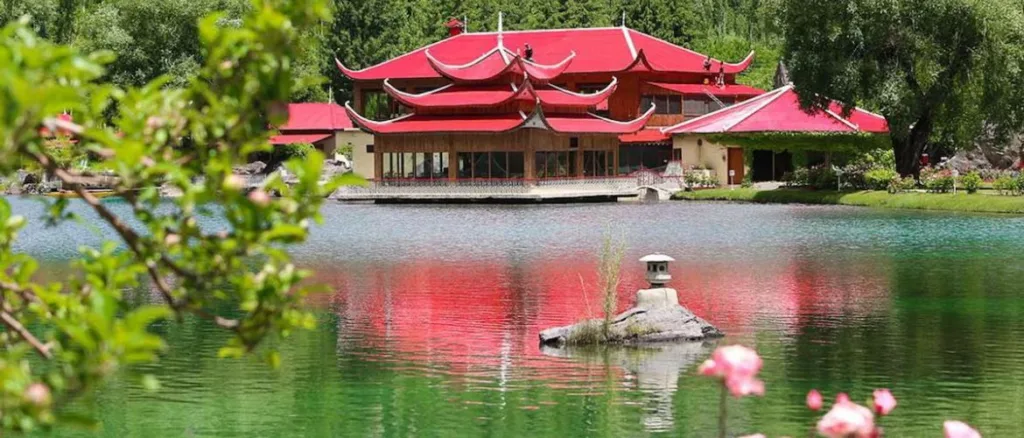 Shangri la resort hotel skardu; best hotels in skardu