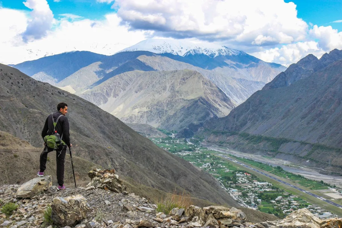 Valleys For Cycling Tours In Pakistan: Best Valleys To Explore 5 Unveiling Pakistan’s Top Valleys For Cycling Tours: Explore the Best Valleys!