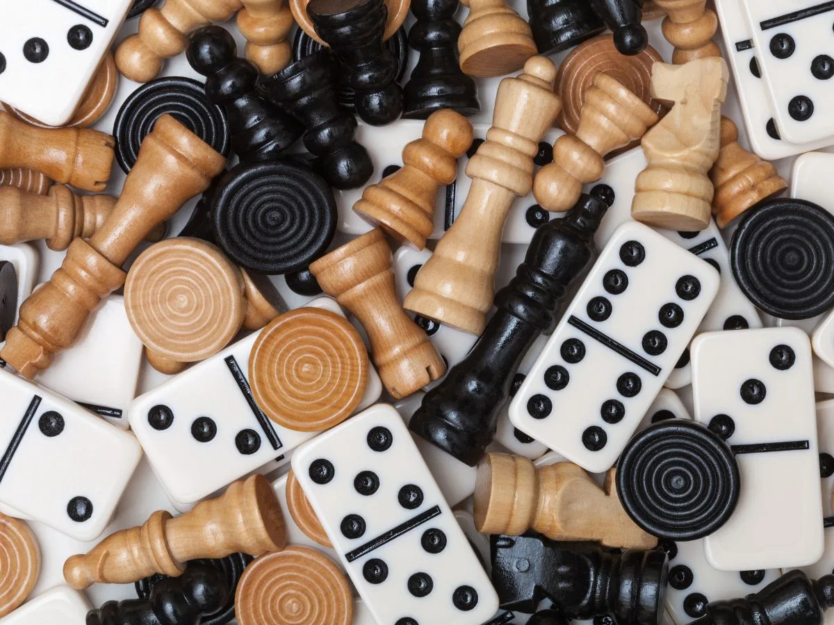 Winters in Pakistan: play board games while staying indoor