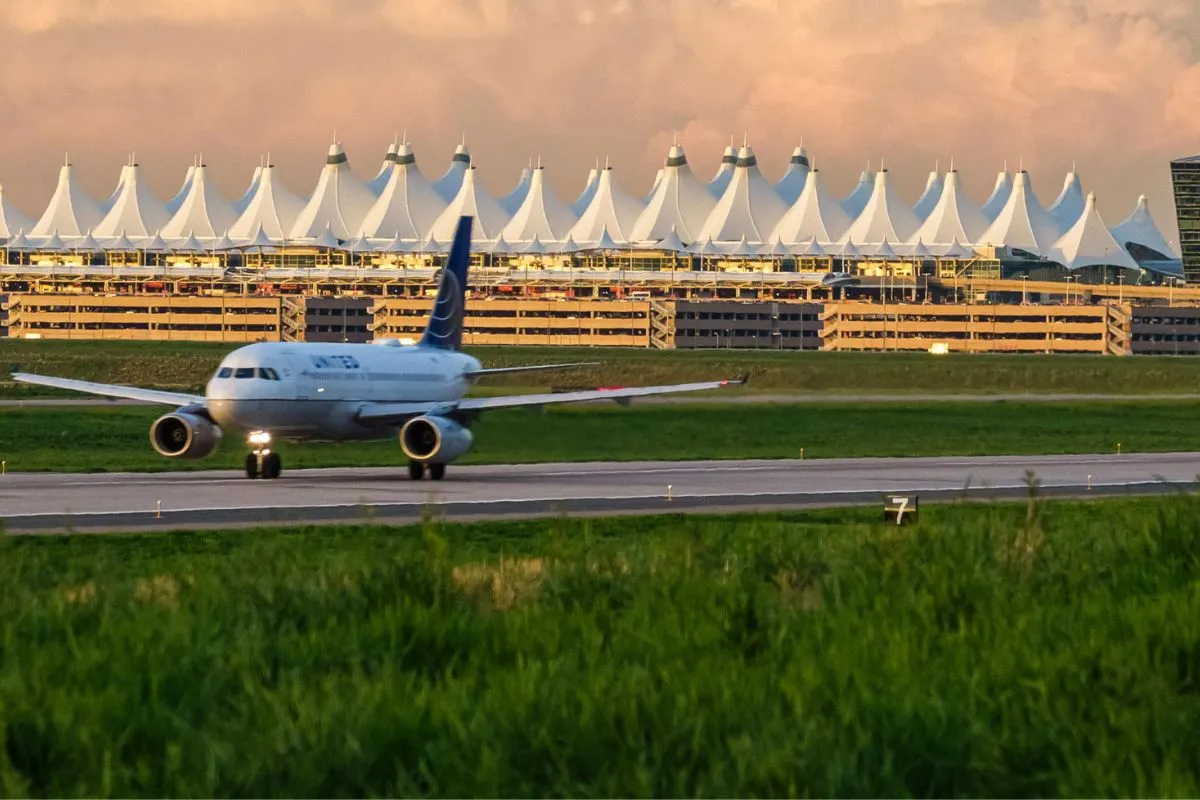World's Busiest Airport: Danver International Airport 