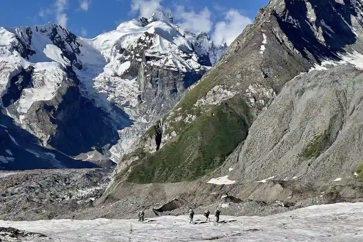 Haramosh Valley - Kutwal Lake - Treking Tours - Pakistan Tour and Tavel