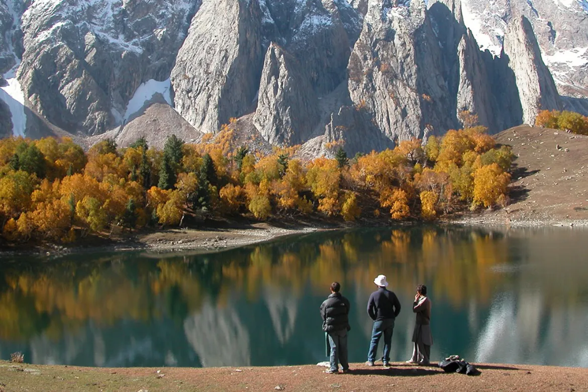 Haramosh Valley - Kutwal Lake - Treking Tours - Pakistan Tour and Tavel