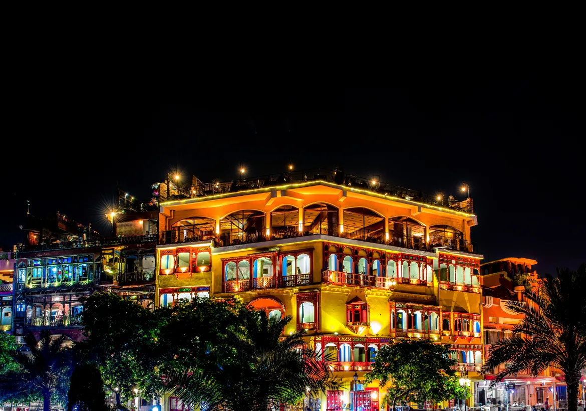 Sightseeing Lahore Tour for 1 day, pakistan tour and travel presents the best tours at best price - book now