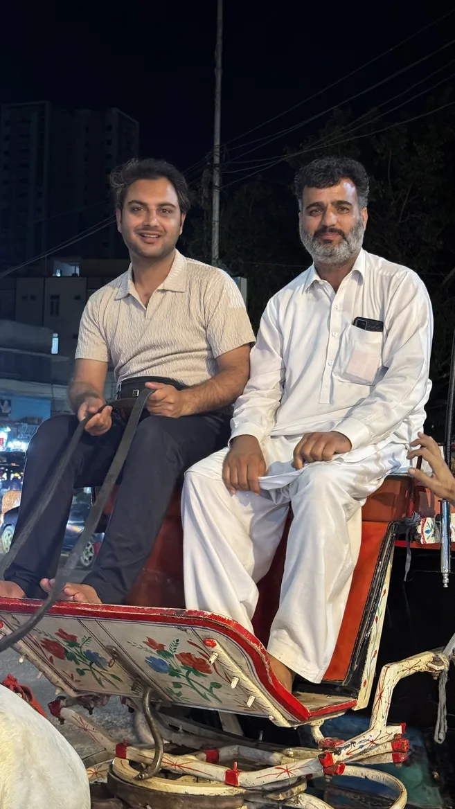 Karachi night life in saddar area 