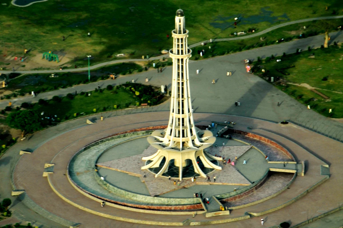 Minar-e-Pakistan: the iconic white national monument in Greater Iqbal Park on our guided Lahore city tours