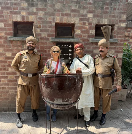 3-Day Lahore heritage tour package showcasing the Tomb of Emperor Jahangir and historic sites